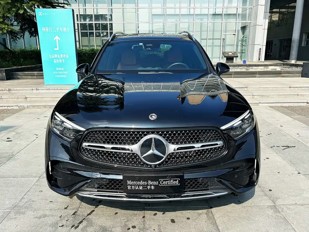Mercedes-Benz GLC 2025