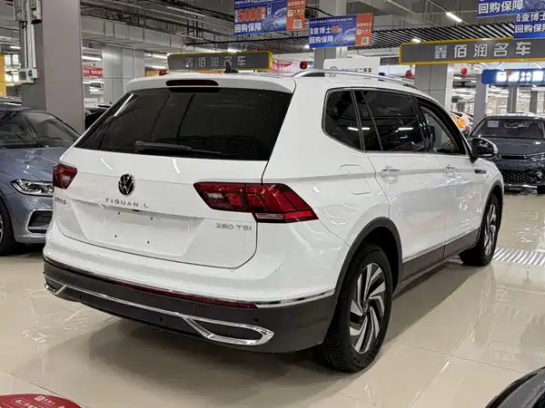 Volkswagen Tiguan L 2023