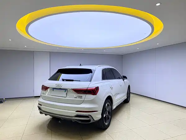 Audi Q3 2022