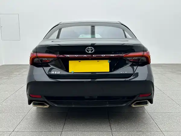 Toyota Avalon 2022