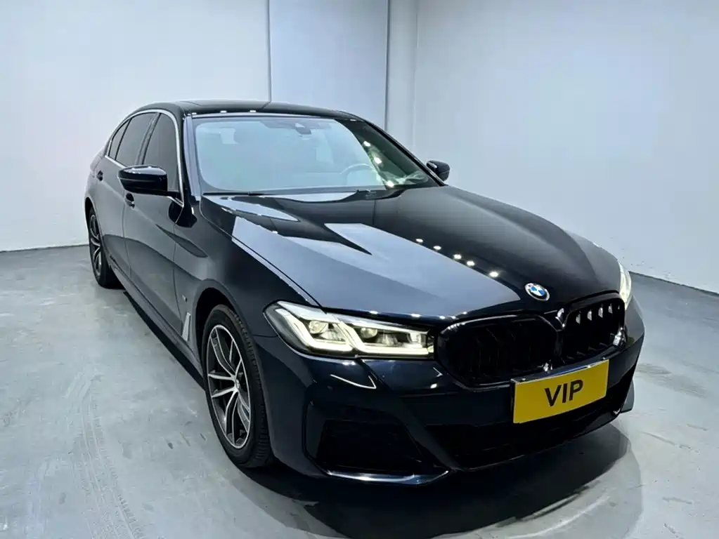 BMW 5 Series 2023