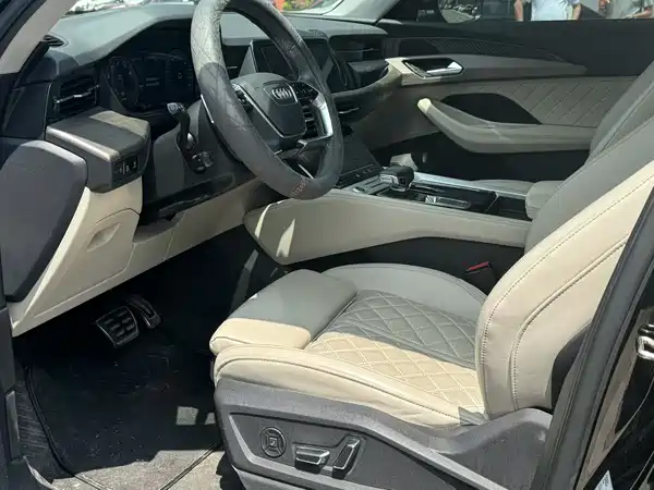 Audi Q6 2023