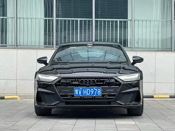 Audi A7L 2022