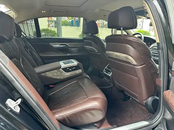 BMW 7 Series 2022