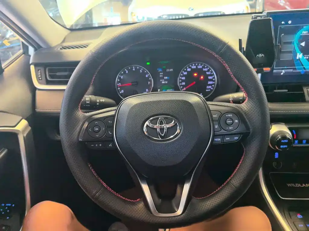 Toyota Wildlander 2020 — фото 16