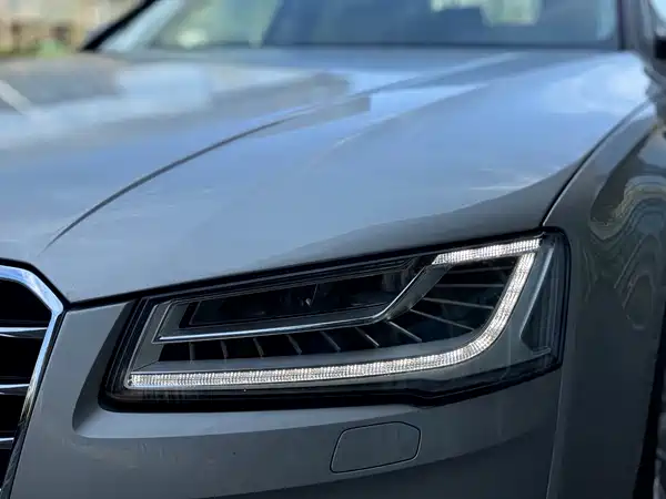 Audi A8 2014