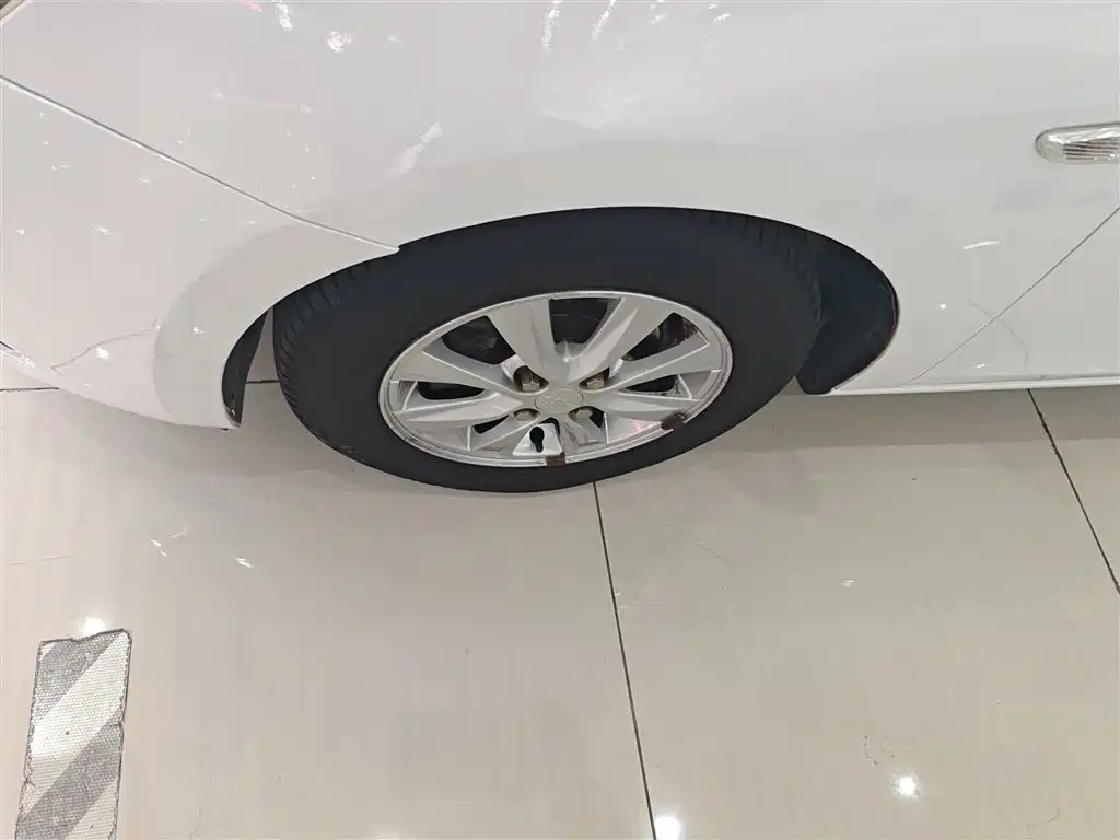 Chevrolet Sail 2015 — фото 25