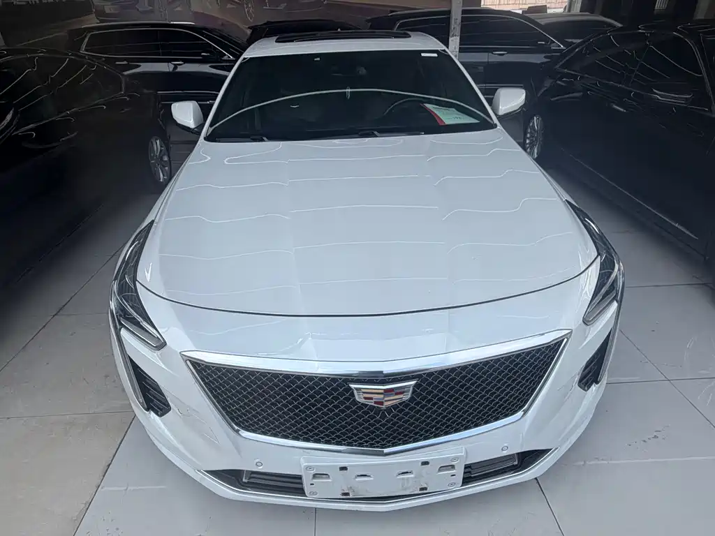 Cadillac CT6 2022 — фото 2