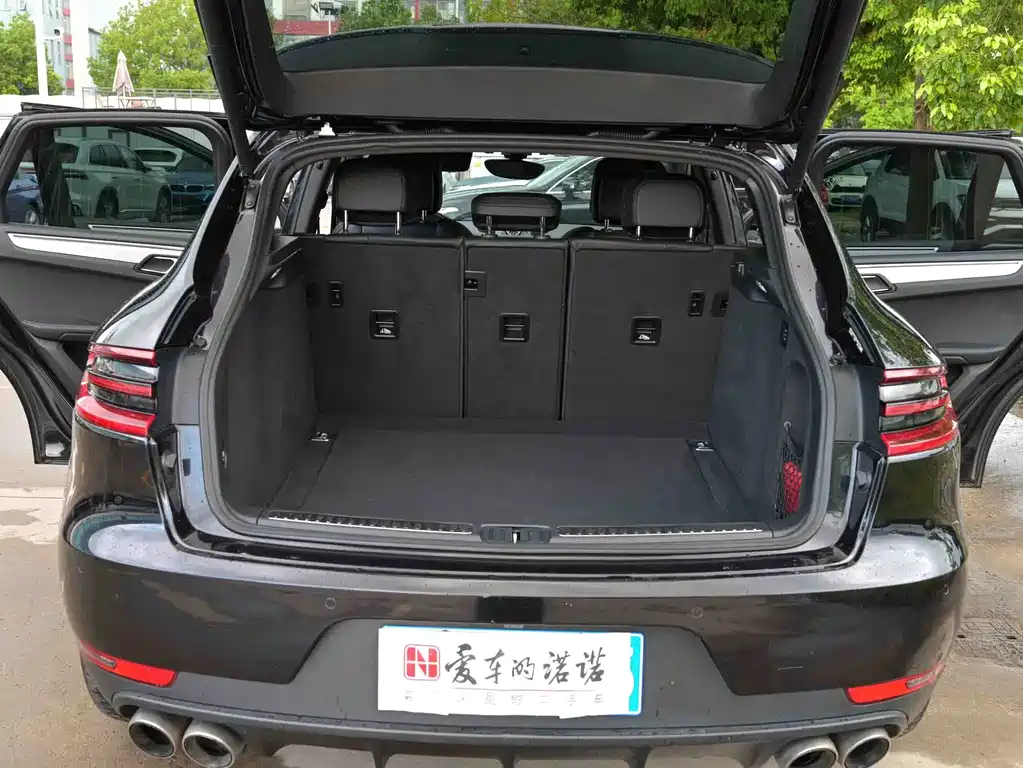 Porsche Macan 2014 — фото 17