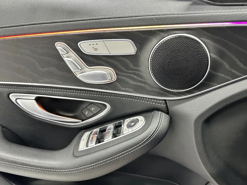 Mercedes-Benz C-Class 2019 — фото 11