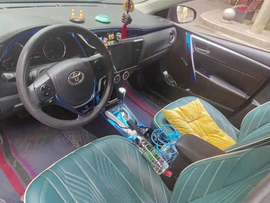 Toyota Corolla 2017 — фото 12