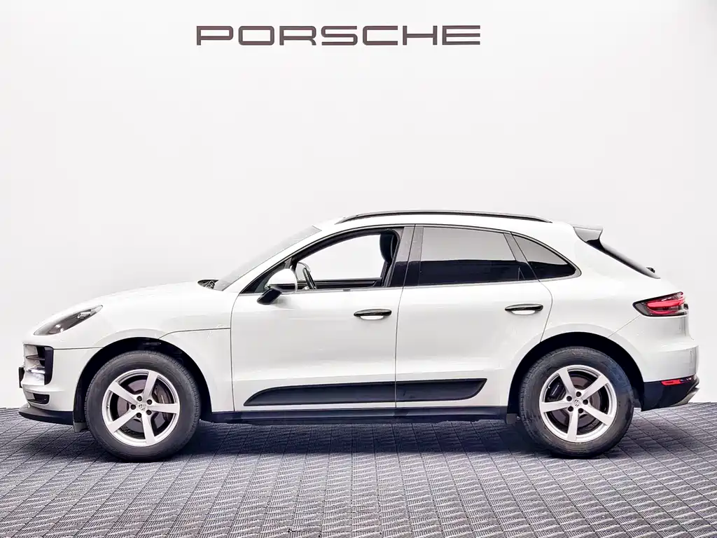 Porsche Macan 2019 — фото 6
