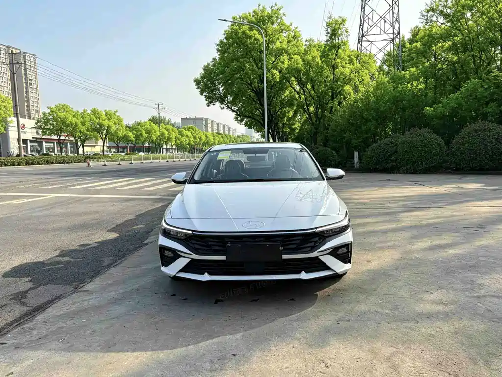 Hyundai Elantra 2026