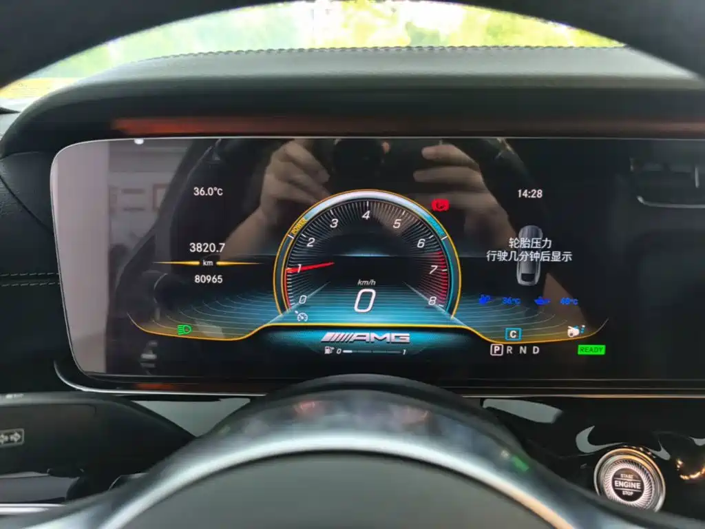 Mercedes-Benz AMG GT 2020 — фото 12