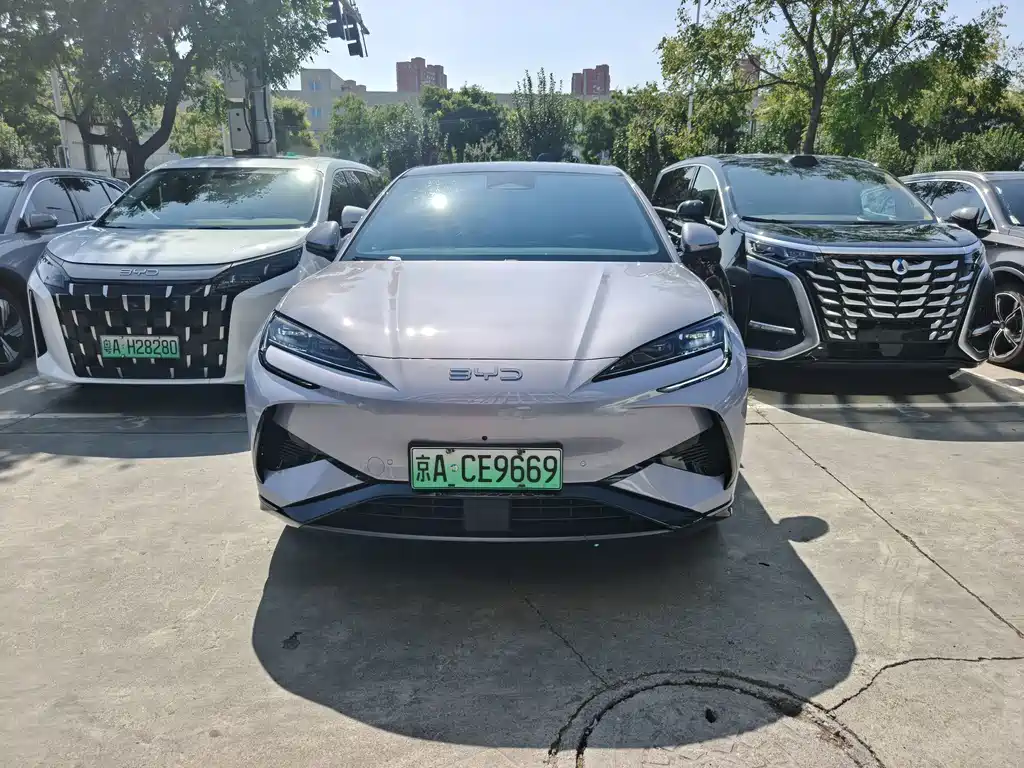 BYD Sealion 07 EV 2024 — фото 2