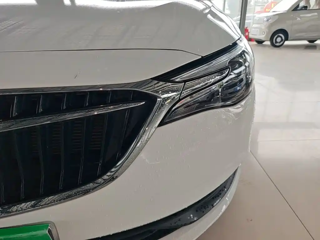Buick Excelle 2022 — фото 24