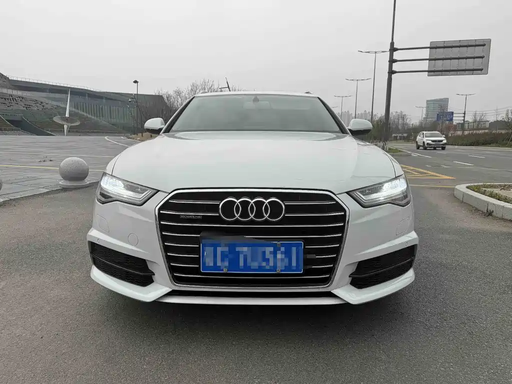 Audi A6 2018 — фото 2