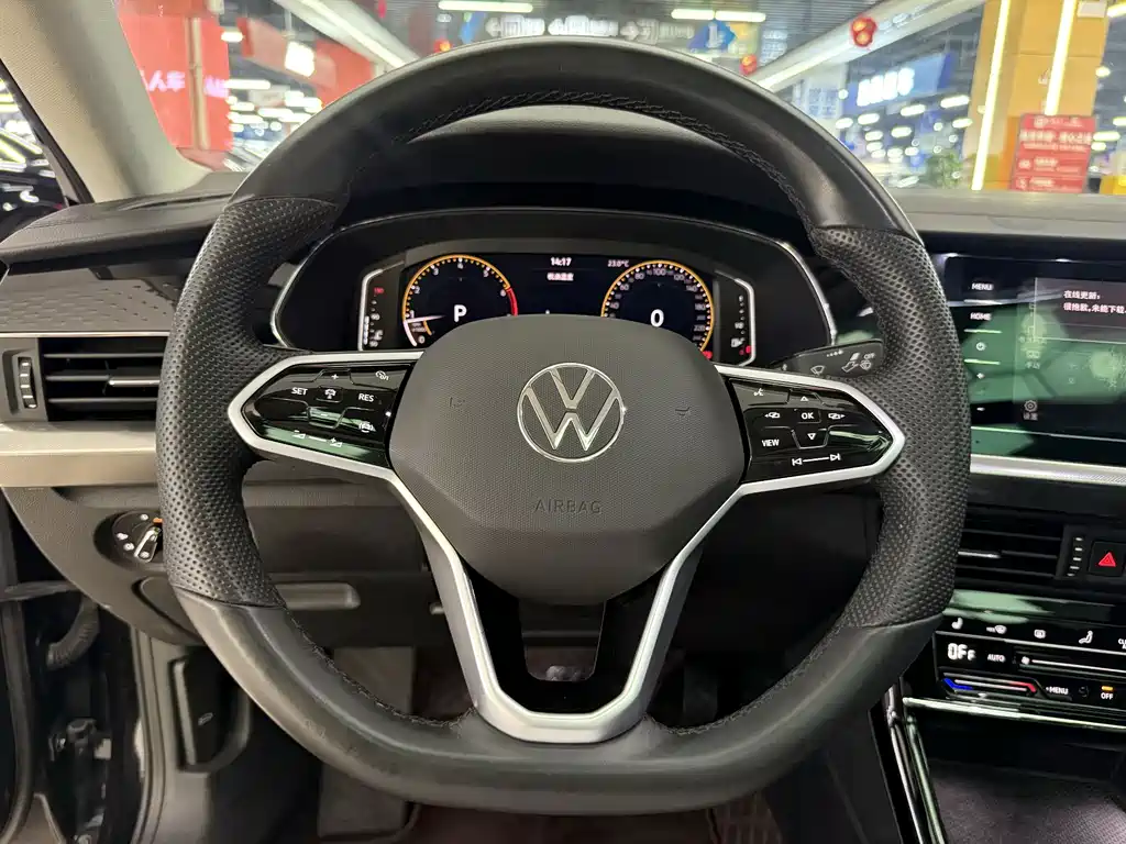 Volkswagen Passat 2023 — фото 11