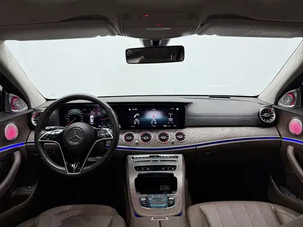 Mercedes-Benz E-Class 2022