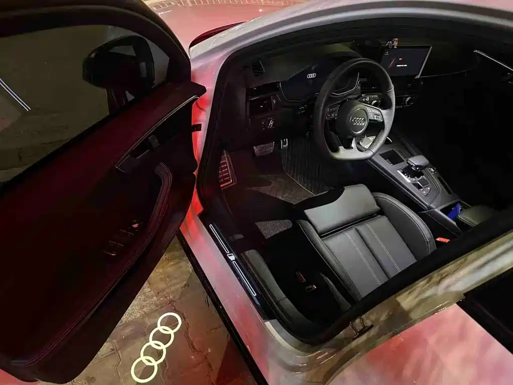 Audi A4L 2025