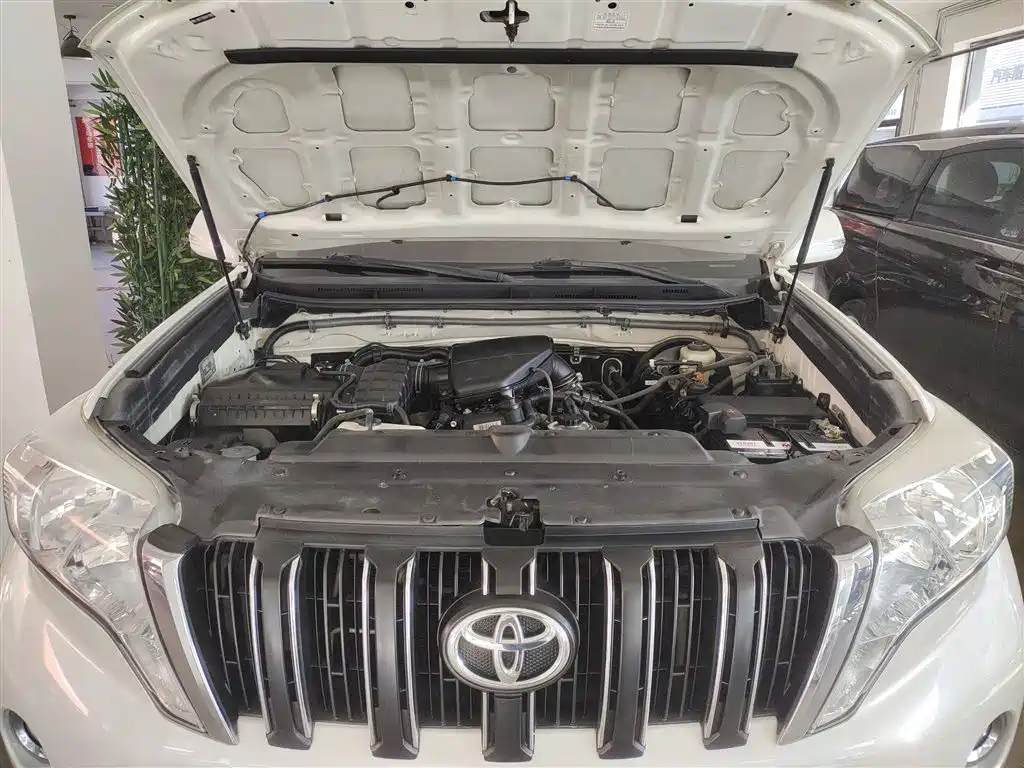 Toyota Prado 2016 — фото 20