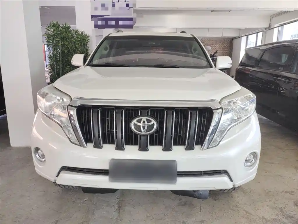 Toyota Prado 2016 — фото 3