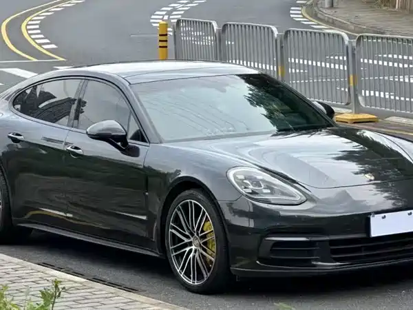 Porsche Panamera 2017