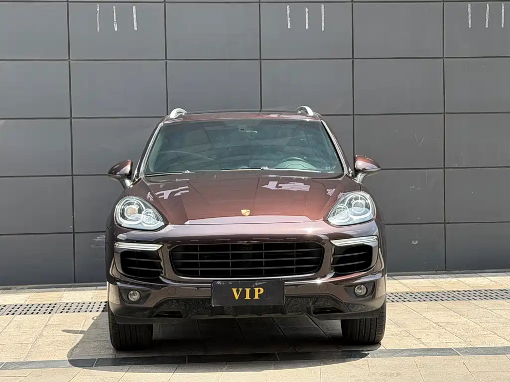 Porsche Cayenne 2015 — фото 2