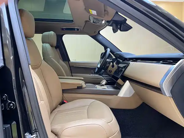 Land Rover Range Rover 2025