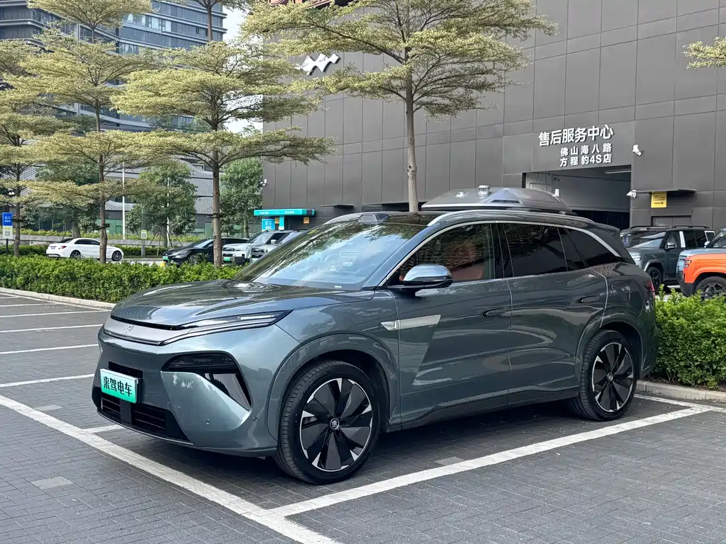 BYD Tang L 2025 — фото 1
