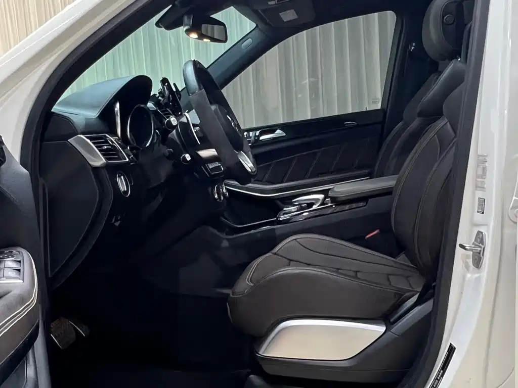 Mercedes-Benz GLS AMG 2019 — фото 7