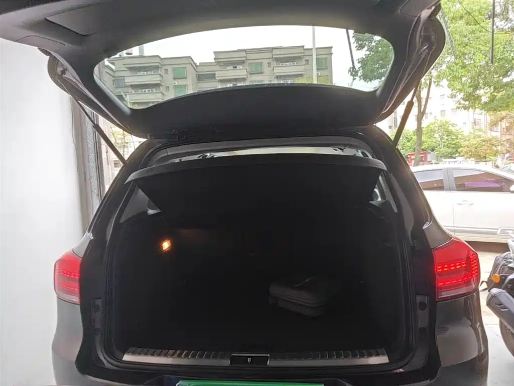 Volkswagen Tiguan 2016 — фото 19
