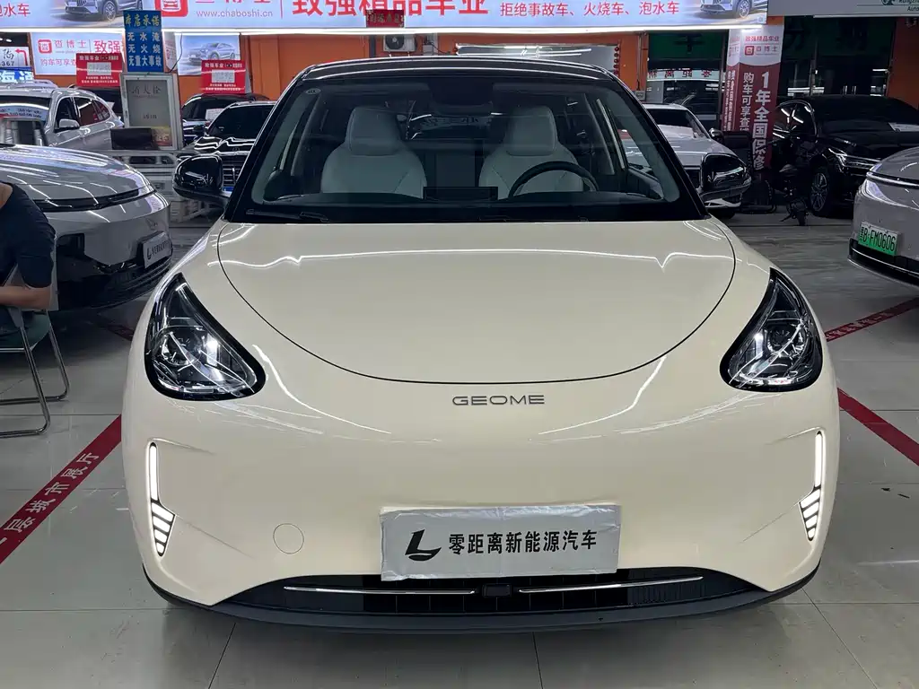 Geely Galaxy Starwish 2025 — фото 2