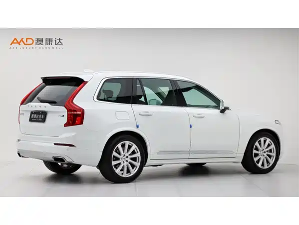 Volvo XC90 2019
