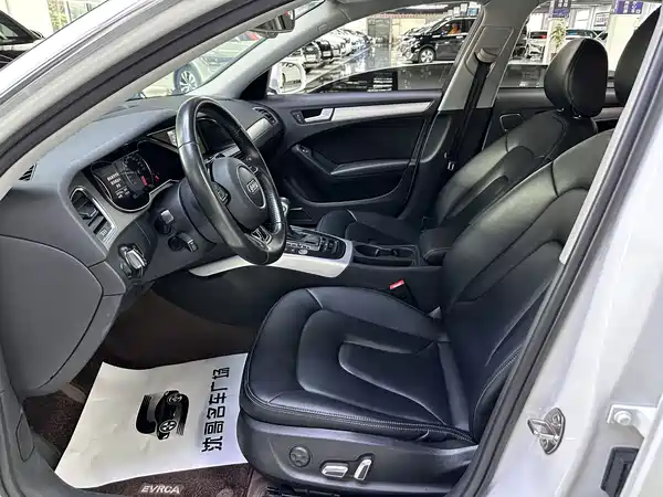 Audi A4L 2016