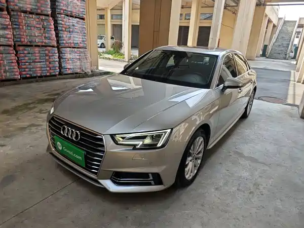Audi A4L 2019