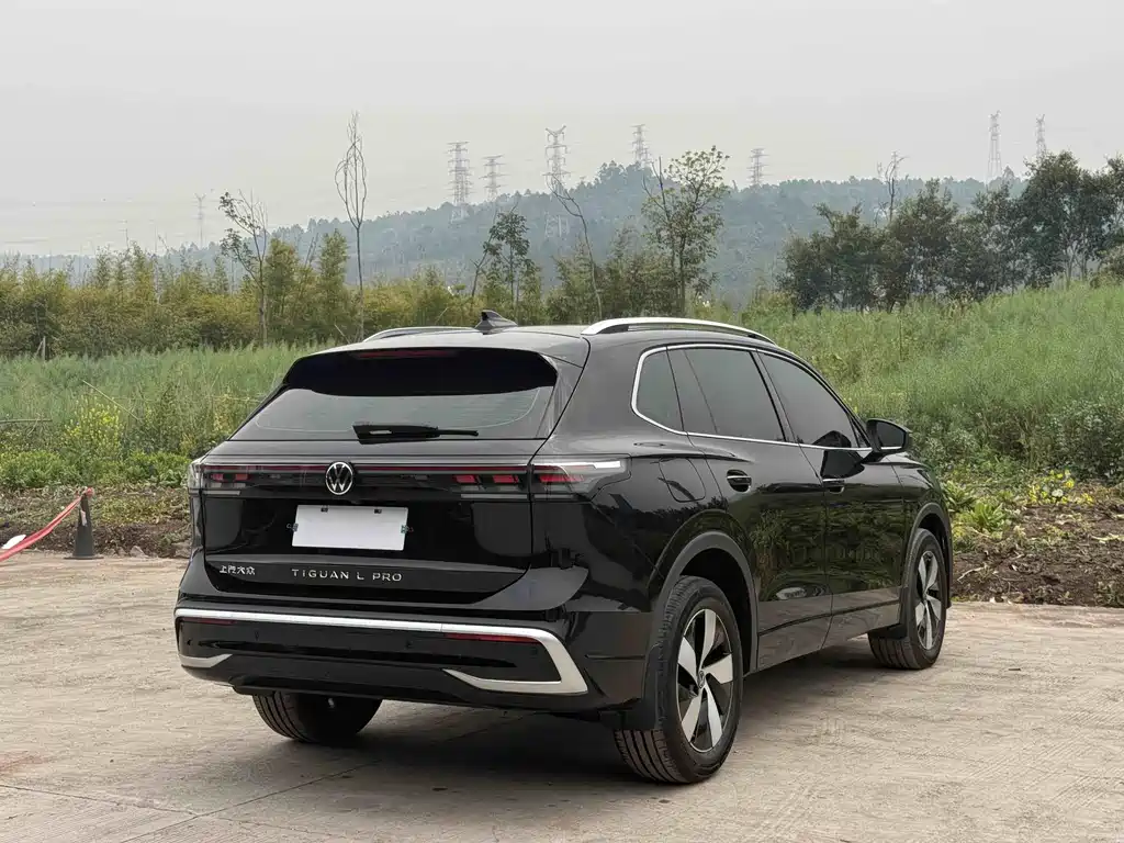 Volkswagen Tiguan L 2025 — фото 21
