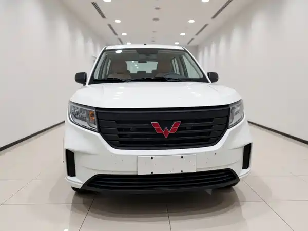 Wuling Hongguang PLUS 2026