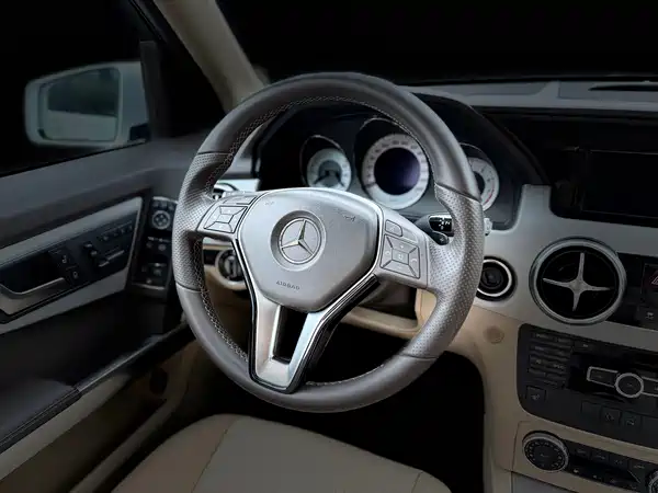 Mercedes-Benz GLK-Class 2013