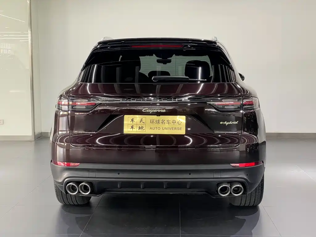 Porsche Cayenne Hybrid 2019 — фото 6