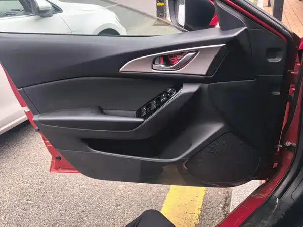 Mazda 3 Axela 2018