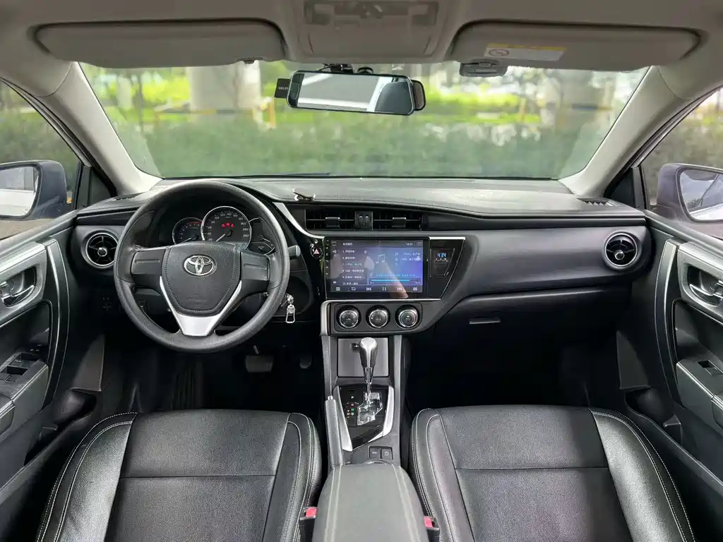 Toyota Corolla 2017 — фото 8