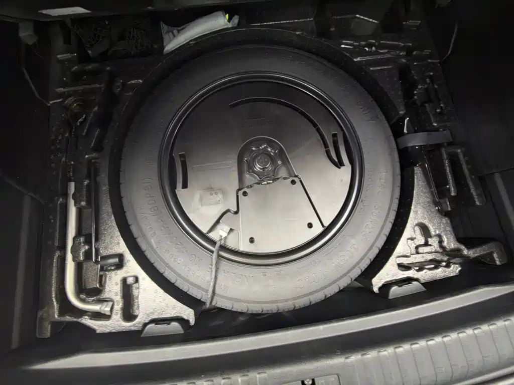 Audi Q3 2021 — фото 17