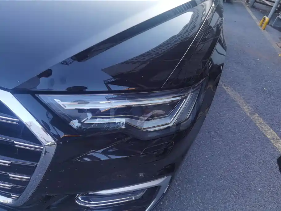 Audi A6L 2023
