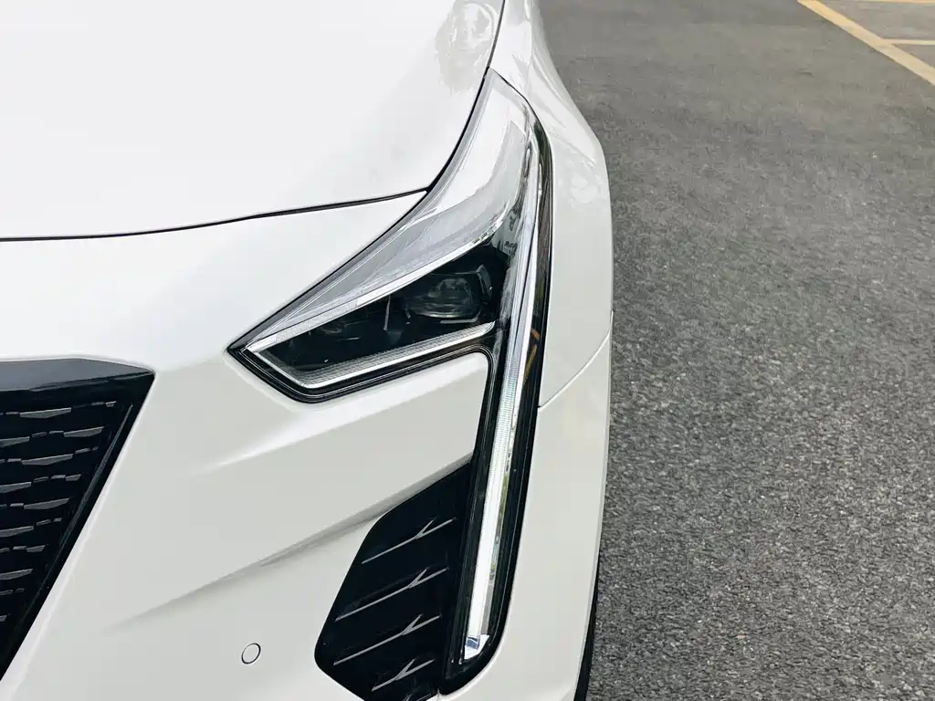 Cadillac CT6 2020 — фото 15