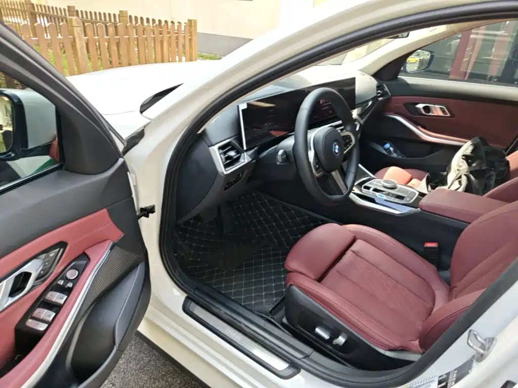 BMW i3 2023 — фото 16