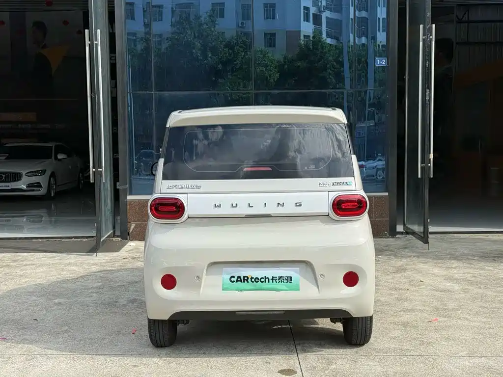 Wuling Hongguang MINIEV 2025