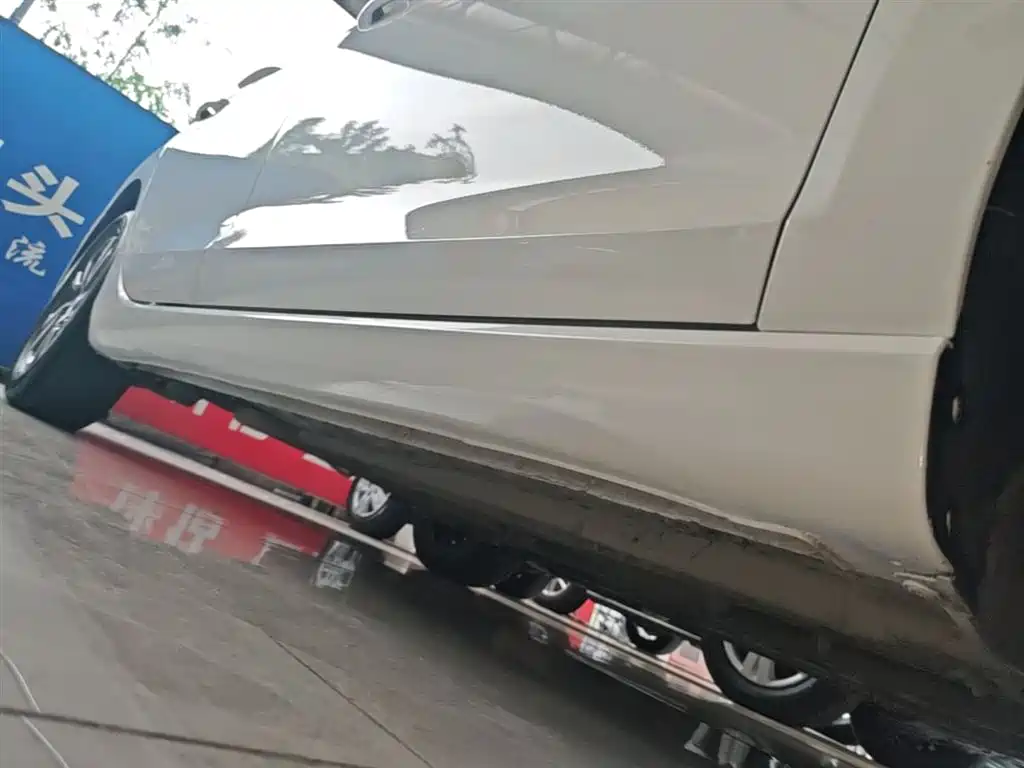 Changan Eado 2018 — фото 21