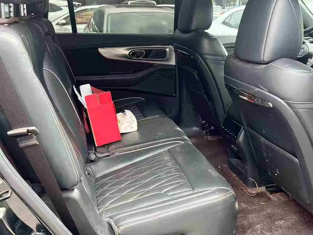 GAC Motor Trumpchi GS8 2023 — фото 4