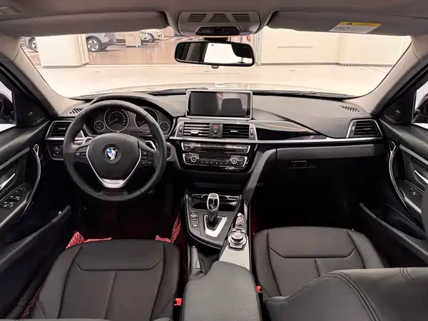 BMW 3 Series 2017